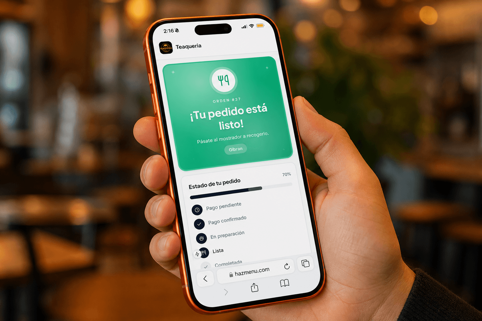 Cliente siguiendo su pedido en tiempo real desde un iPhone con Hazmenu